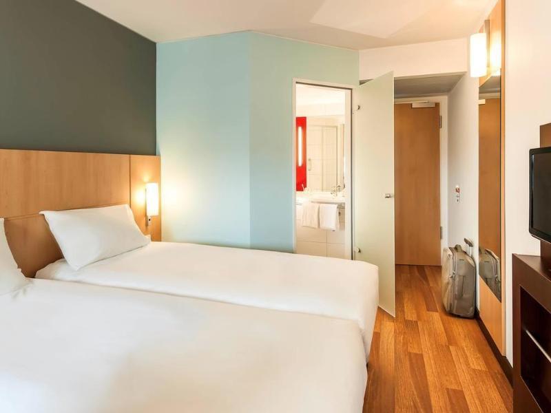 Ibis Budget Berlin Kurfuerstendamm - Neu Renoviert Exteriör bild